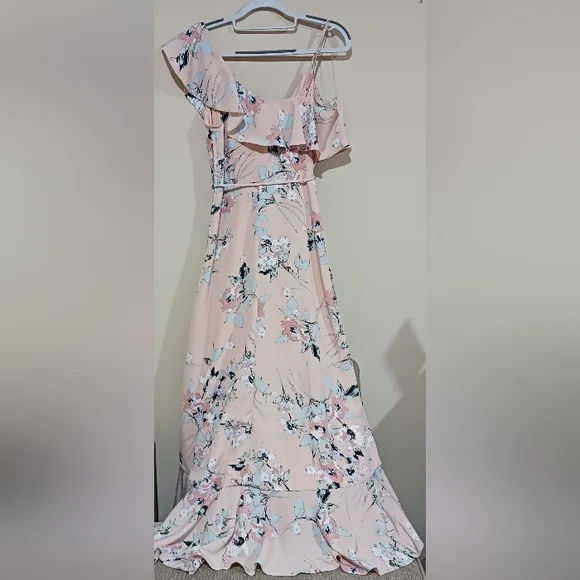 SOLD Flutter Shoulder Hi-Lo Maxi Dress - Picture 3 of 12